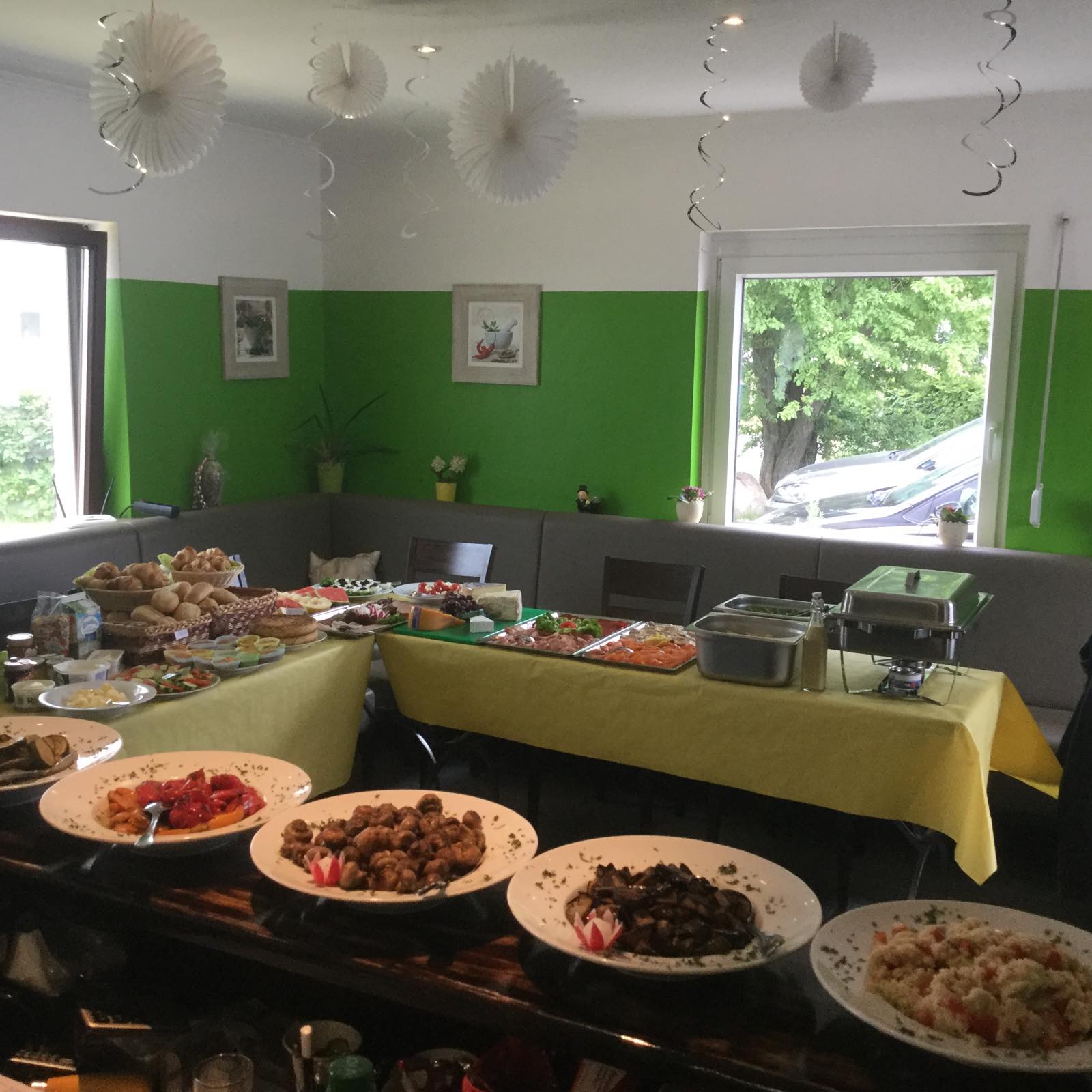 Schnellrestaurant von-bis